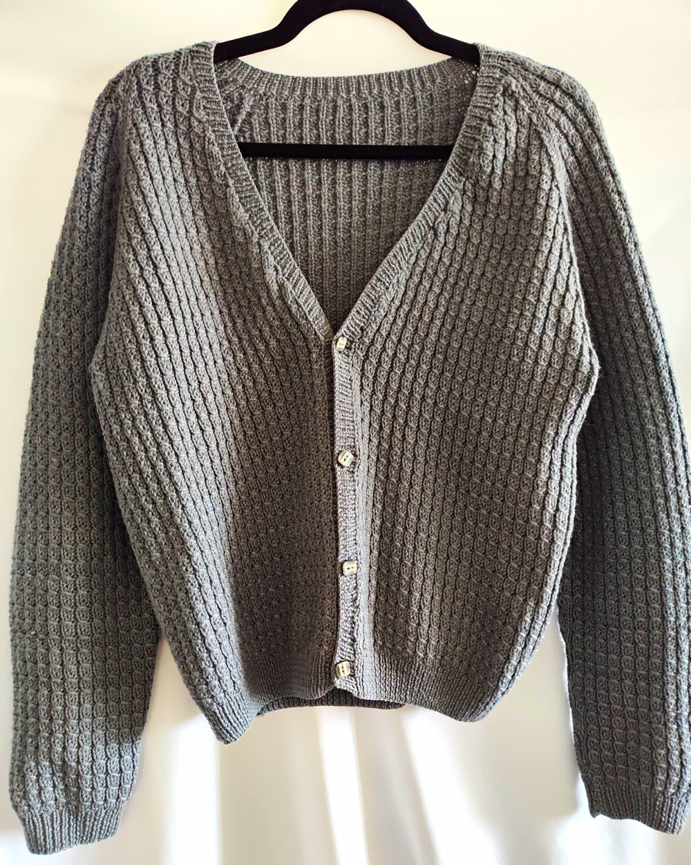 Women's Gray Solid Knit V-Neck Button-Front Cardigan Sweater Cotton Blend